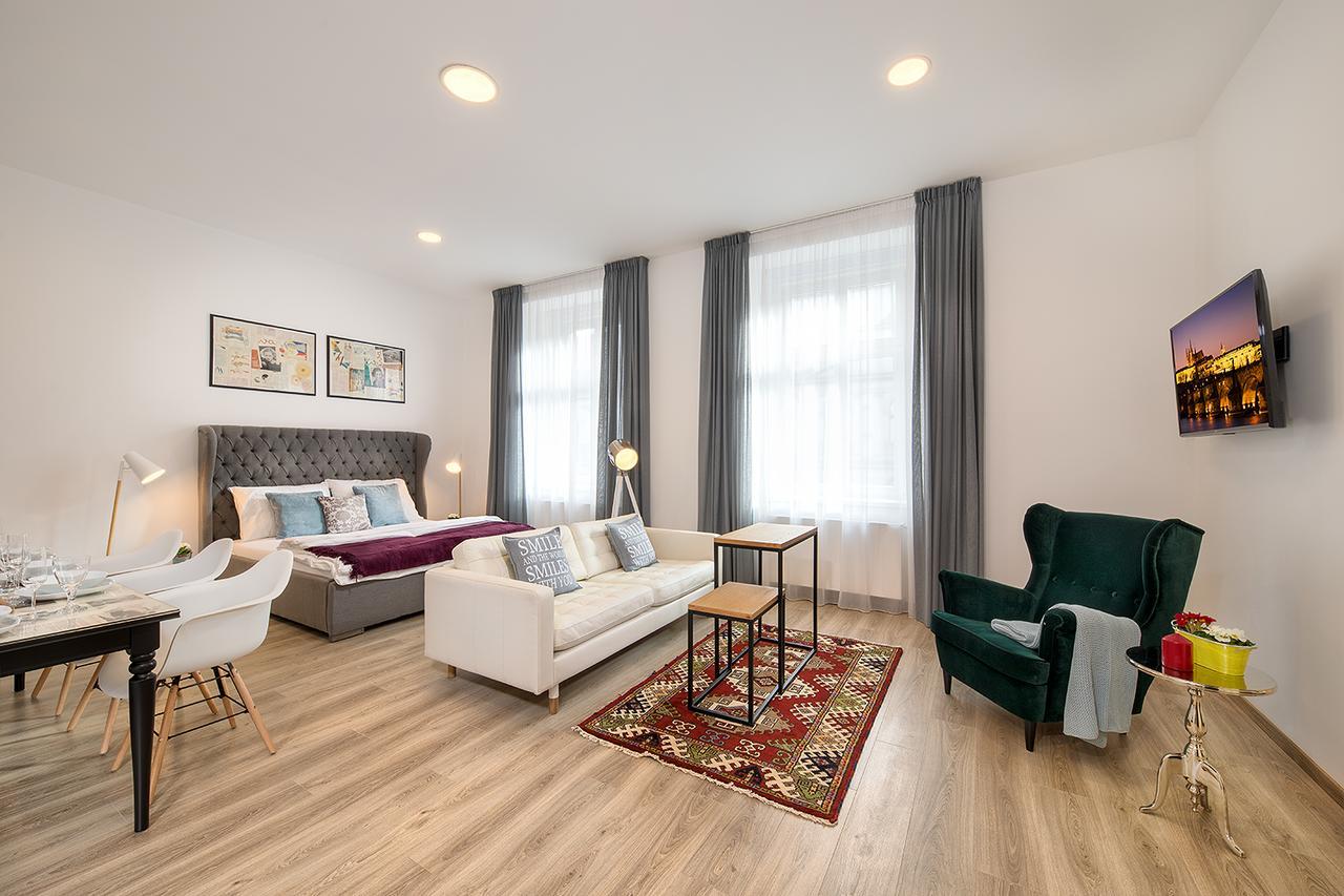 Days - Spacious 2bdr W Netflix - Trendy Neighbourhood Apartamento